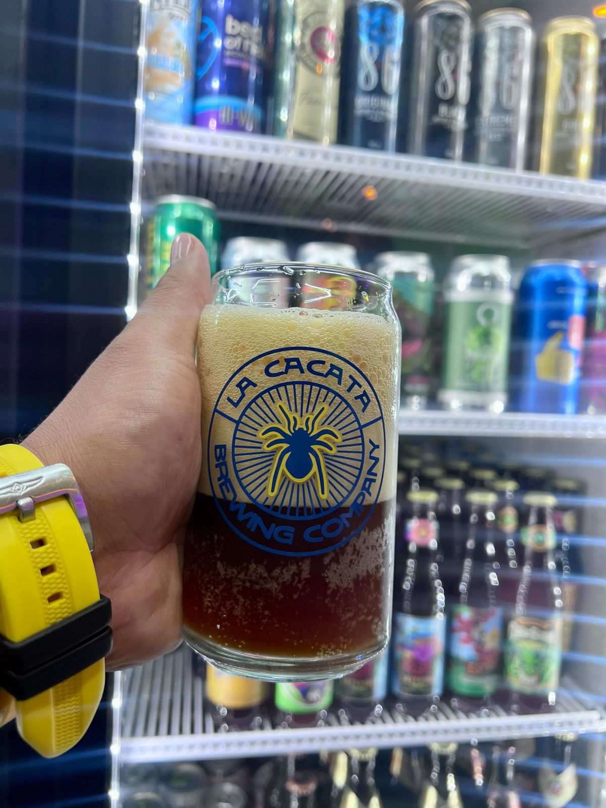 Jarra pequeña de canita ambar